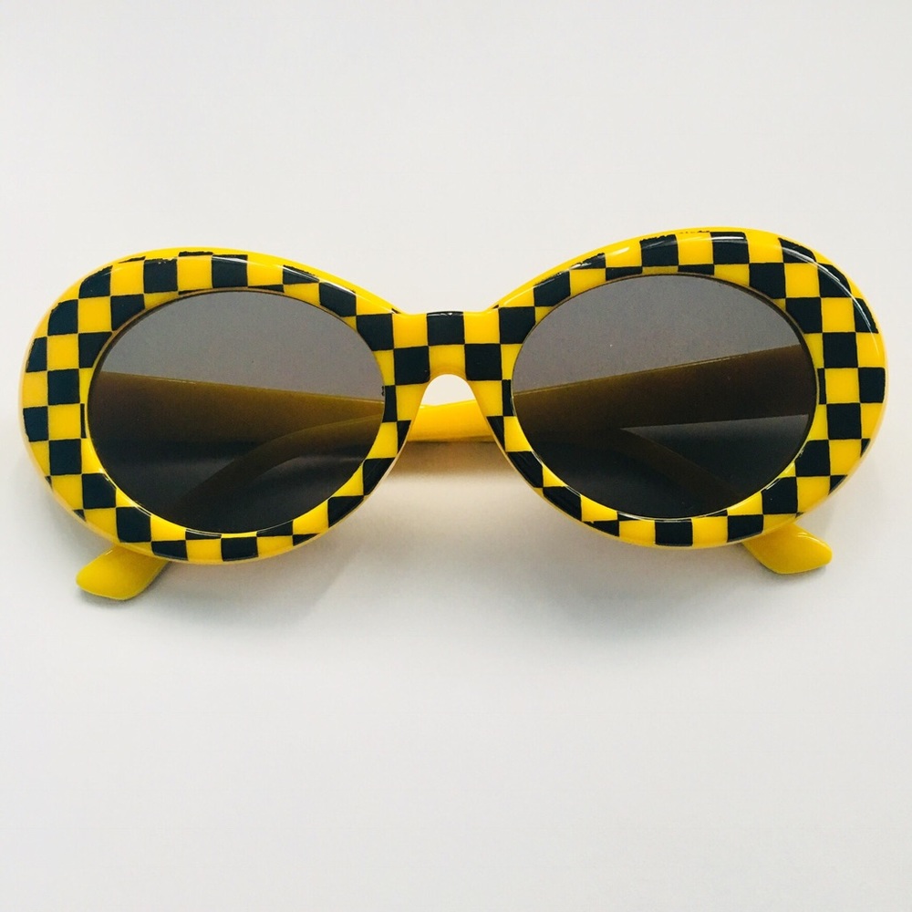 Yellow Checkered Retro Oval Sunglasses